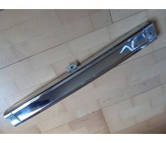 zadný nárazník - stredná časť