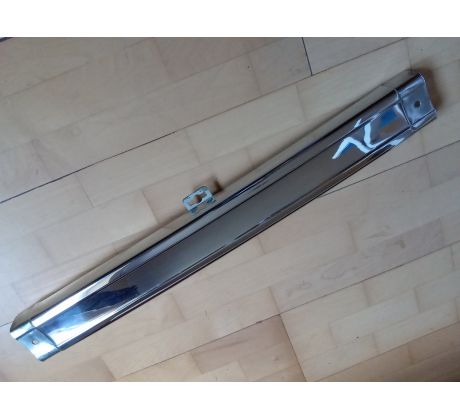 zadný nárazník - stredná časť