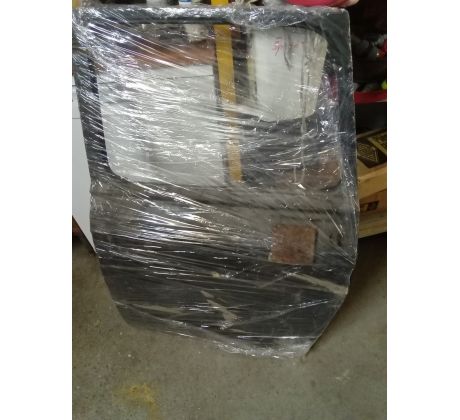 zadné  ľavé dvere nové