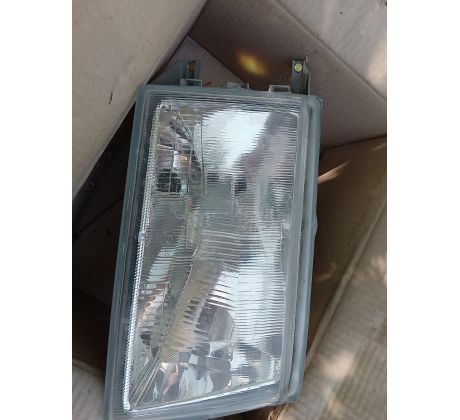 pravý reflektor R 25 ph.1